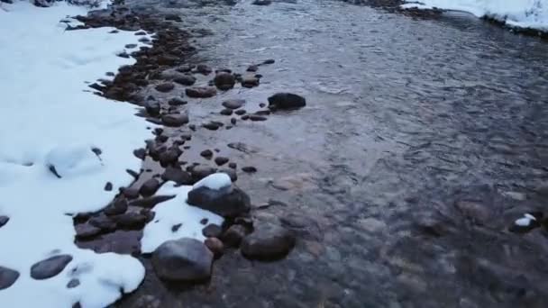 Creek Mountain Bridge Reveal Winter Snow — Stok video