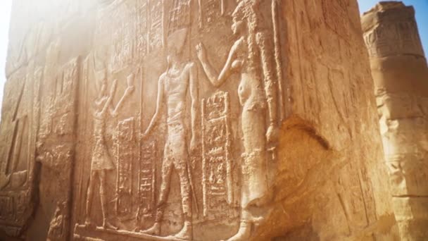 Närbild Intrikata Sniderier Stenen Pelare Karnak Temple Luxor Egypten Långsam — Stockvideo