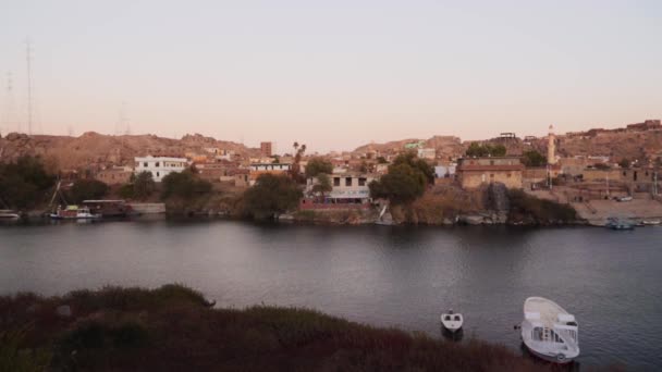 Static Shot Nile View Nubian Village Sunset — ストック動画