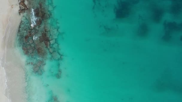 加勒比沙滩的无人机镜头 — 图库视频影像