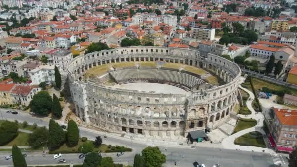 Vista Aérea Giratoria Del Coliseo Edificio Pula Arena Croacia Anfiteatro — Vídeos de Stock