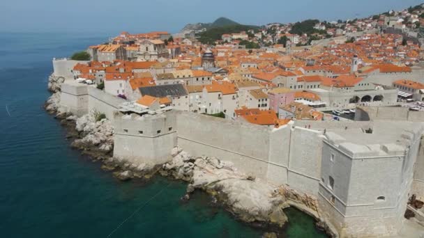 Aerial Drone Rotating Shot Old Fortress Old Town Dubrovnik Croatia — Vídeo de stock