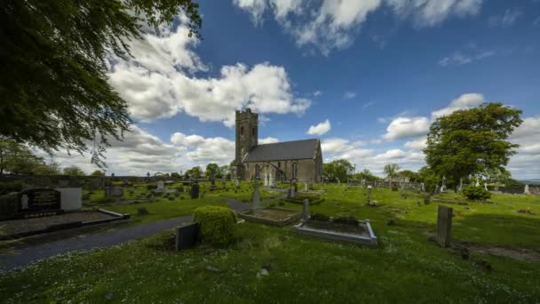 Time Lapse Historical Cemetery Medieval Church Rural Ireland Passing Clouds — ストック動画