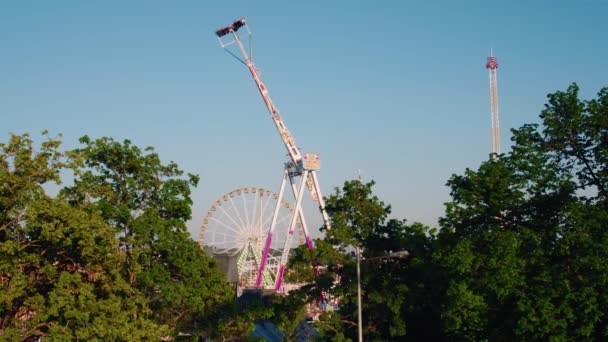Swing Ride Ferris Wheel Free Fall Tower Scenic Overview Clear — Video