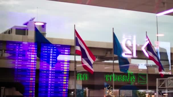 Thai Flags Blowing Wind Reflection Airport Foreground Bangkok Thailand — Stok video