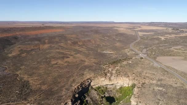 Luchtfoto Uitzicht Stad Nieuwoudtville Noordkaap Van Zuid Afrika Met Bloeiende — Stockvideo