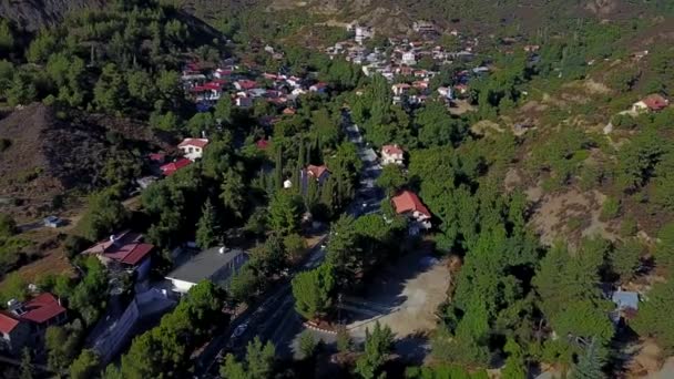 Fly Reveal Aerial Eastern European Church Town Nestled Vally — Wideo stockowe