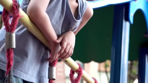 Artistic Shot Frayed Play Rope Bridge Playground Children Playing Out — Stock Video