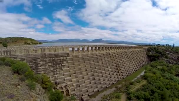 Graaff Reinet Tiwn Dam — Stock Video