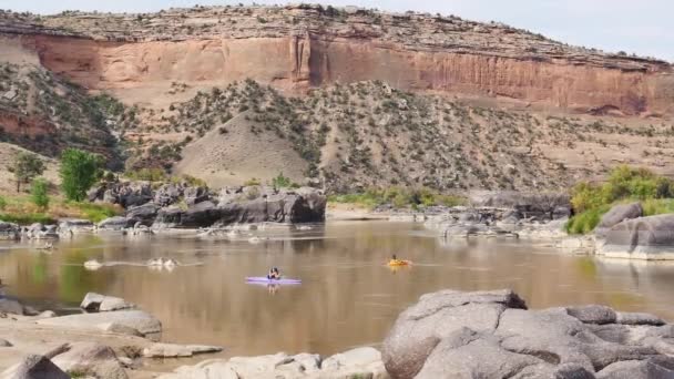 Kayakers Colorado River — Stockvideo