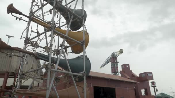 Van Ferrotopia Uit Van Lieshout Zien Beroemde Fallada Kraan Aan — Stockvideo