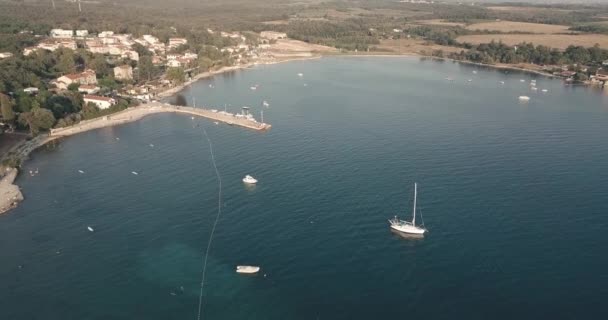 Kleurrijke Drone Beelden Kroatische Stranden Zeeën Drone Instellingen Log Slijpen — Stockvideo