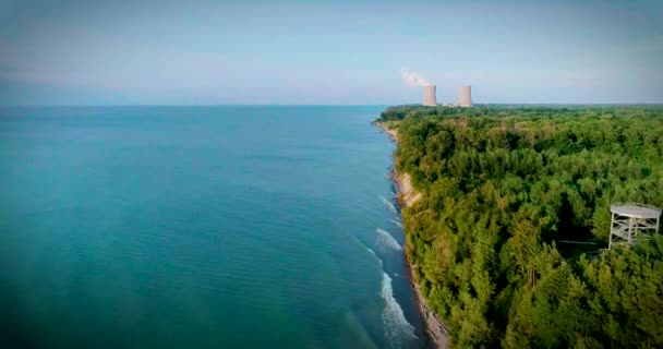 Aerial Drone Footage Lake Erie Coastline Beach — Vídeos de Stock