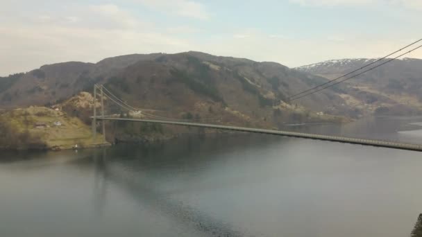 Drone Shot Suspension Bridge Spanning Fjord Bergen Norway — ストック動画