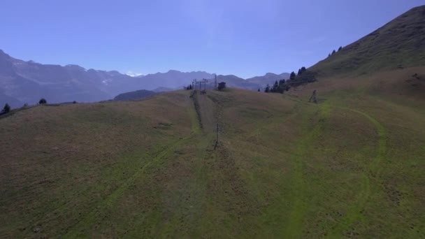 Abrigo Montanha Topo Montanha Bec Corbeau Suíça — Vídeo de Stock