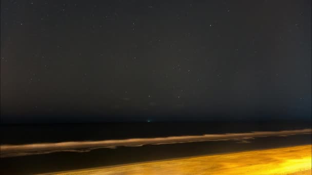Timelapse Beautiful Stars Rotating Night Sky Scenic Beach — 비디오