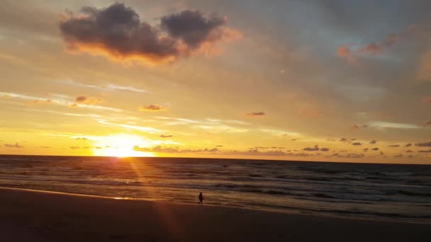 Sunset Lubiatowo Beach Baltic Sea Poland Beautiful Colours Single Person — Wideo stockowe