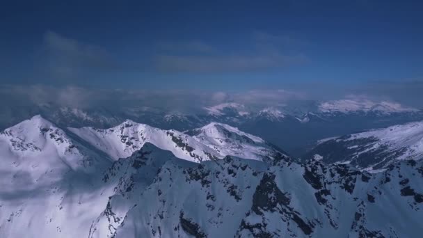 Aerial Drone Shot Flying Tall Snow Covered Mountain Peaks Vacation — Stok Video