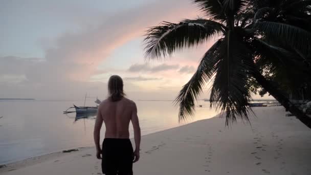 Slow Motion Shot Young Fit Shirtless Caucasian Man Long Hair — Videoclip de stoc