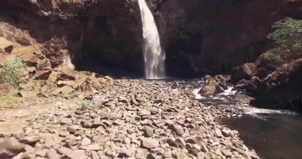 Drone Fotoage Closing Big Waterfall — Stockvideo