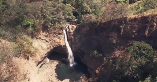Drone Elevation Big Waterfall — Stockvideo