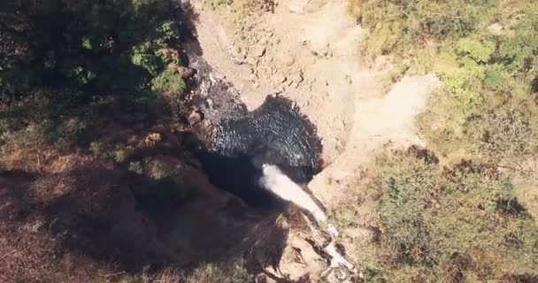 Drone Footage Rotating Closing Top Big Waterfall — 비디오