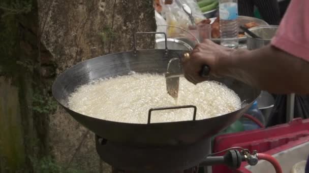 Slowmotion Giant Wok Boiling Rice Night Market — 图库视频影像