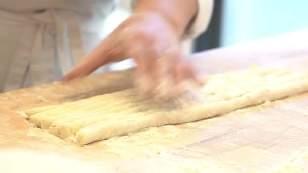 Human Hands Modelling Piece Fresh Pasta Making Typical Type Italian — Stok video