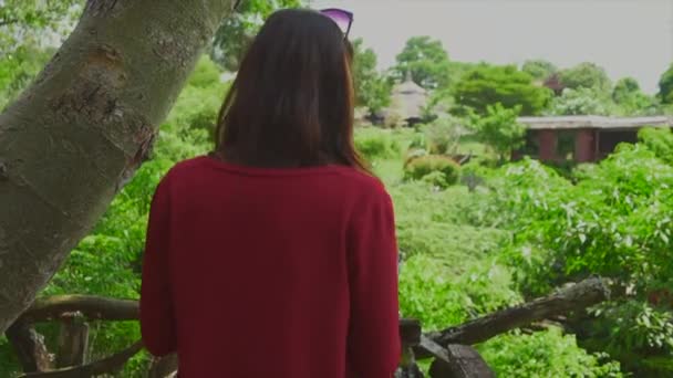 Asian Girl Red Jacket Taking Picture Phone Tree House Viewpoint — Wideo stockowe
