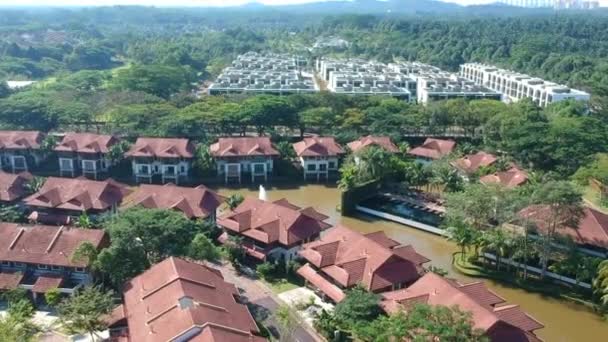 Drone Footage Mix White Red Houses Green Scenic View Water — Stock video