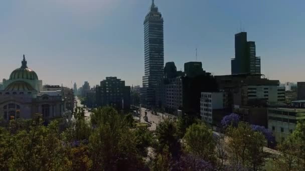 Aereal Shot Oftorre Latinoamericana Latin American Tower Bellas Artes Downtown — Vídeos de Stock