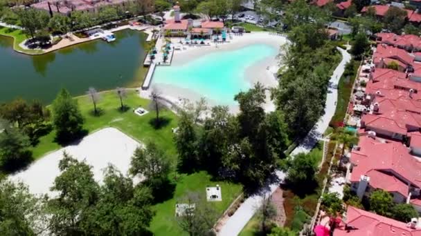 Aerial Fly Lake Club Sand Lagoon Pool Community Lake Center — Stock videók