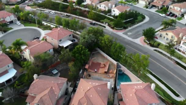 Aerial Shot Giant Wooden Skate Board Half Pipe Built Residential — Stock videók