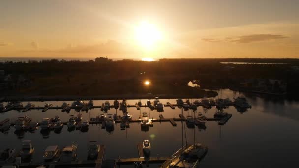 Aerial Video Grand Cayman Yacht Club Marina Cayman Islands Sunset — 비디오