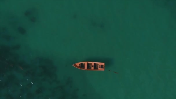 Aerial Boat Azure Water Coral Reefs — Stock videók