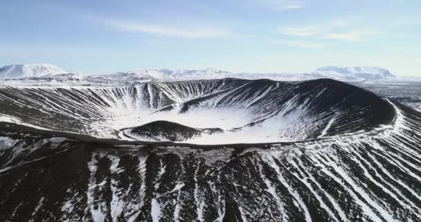 Aerial Hverfjall Volcano Iceland Its Beautiful Crater Surrounding Mountains Covered — Vídeo de Stock
