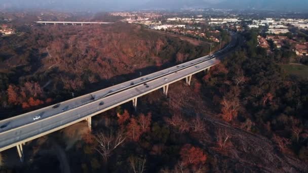 Aerial Fly Top Bridge Panning Suburban City Sunset — Stockvideo