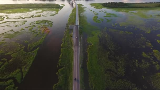 Flying Backwards Causeway Ocean Isle Beach Sunset — Stock video