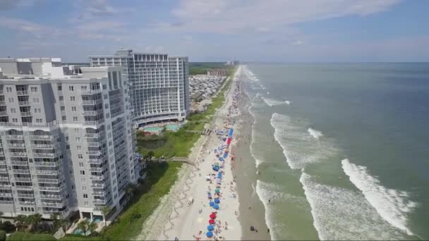 Flying High Rise Resorts Next Ocean Bright Sunny Day — Video