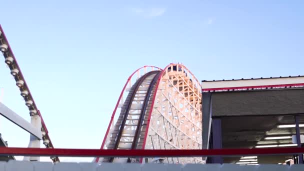 Fun Riding Roller Coaster Local Amusement Park — Vídeos de Stock