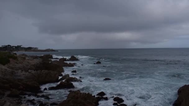 Monterey Bay Coastline Storm Comes Shore Pacific Grove California — Αρχείο Βίντεο