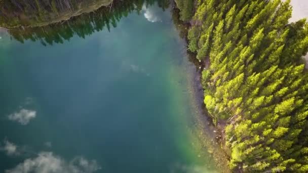 Beautiful Aerial View Glistening Lake Rocky Mountains — Stock Video