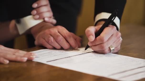 Bride Groom Signing Document Wedding — Vídeo de stock