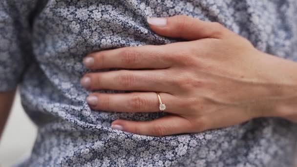 Close Beautiful Engagement Ring Young Woman Finger — Vídeos de Stock