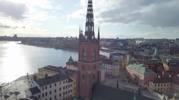 Aerial Parallax Old Church Aerial Shot Riddarholmen Church Stockholm Sweden — Stockvideo