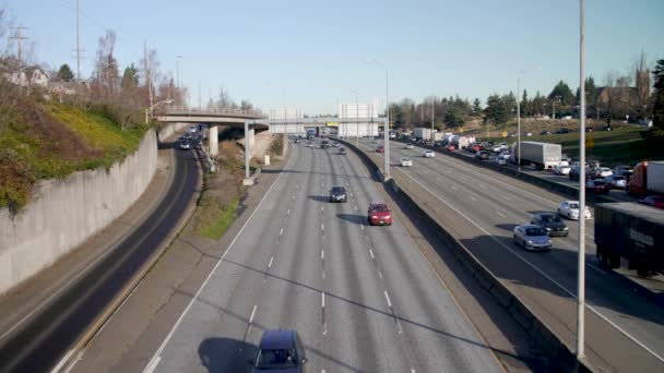 Cars Driving Seattle Traffic — Stockvideo