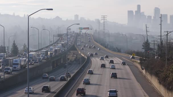Cars Driving Seattle Traffic — Stockvideo