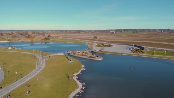 Dji Drone Flying Fast Artificial Lake — Vídeo de Stock