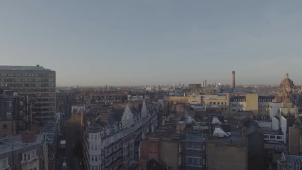Panning Aerial Clip Knightsbridge District Central London — Stock video