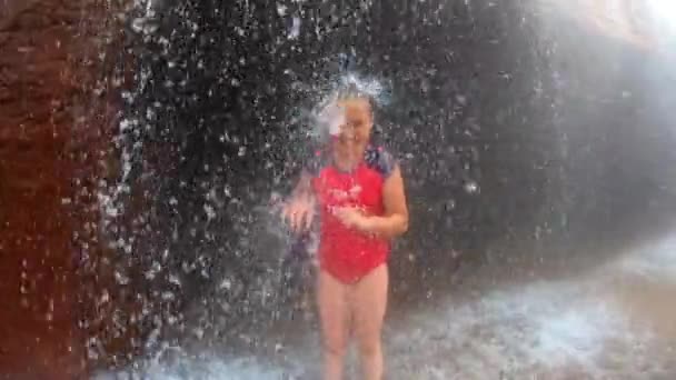 Cute Young Girl Waterfall Crystal Hot Springs Slow Motion — Vídeos de Stock